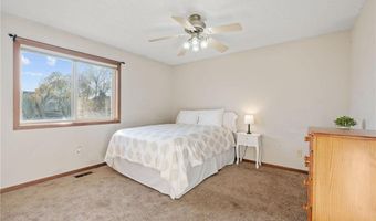 6364 Kahler Dr NE, Albertville, MN 55301