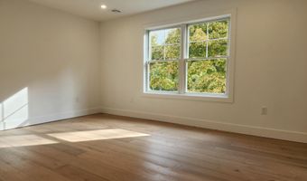 635 E Bay Ave, Barnegat, NJ 08005