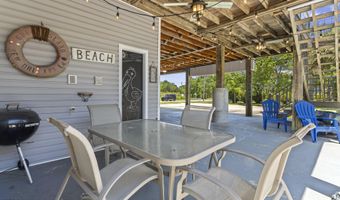 4229 21st Ave, Bay St. Louis, MS 39520