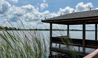 910 VAN Dr, Auburndale, FL 33823
