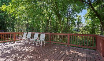 5841 Lafayette Ln, Ann Arbor, MI 48103