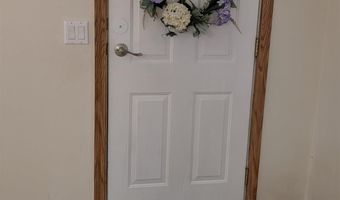 211 Pine St, Bee, NE 68314