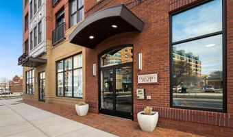 1107 S WALTER REED Dr 302, Arlington, VA 22204