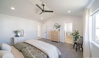 576 Hollow Dr, Ammon, ID 83401