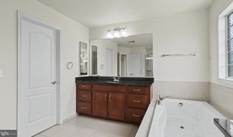 40978 SPUR RUN Ln, Aldie, VA 20105