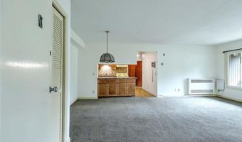 400 Narragansett Pkwy A-3W, Warwick, RI 02888