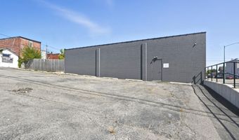 111 W Hazel St, Albion, IN 46701