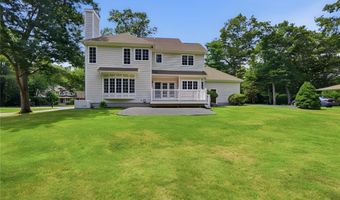3 Connor Ln, Barrington, RI 02806