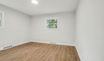 646 Center Dr, Ann Arbor, MI 48103