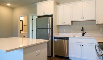 405 Hampton Ln, Bainbridge, GA 39819