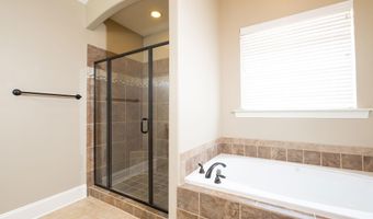 110 Coal Creek Dr, Boiling Springs, SC 29316