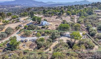 707 Lilac Ranch Rd, Alpine, CA 91901