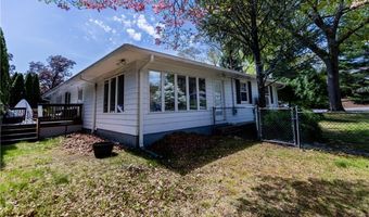 5 Colony Dr, Johnston, RI 02919