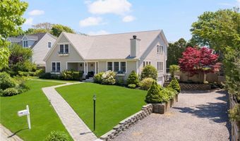 5 Maloney Ln, Middletown, RI 02842
