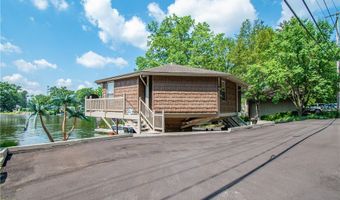3956 S Turkeyfoot Rd, Akron, OH 44319