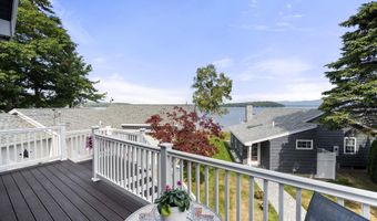 36 Elm St, Alton, NH 03810