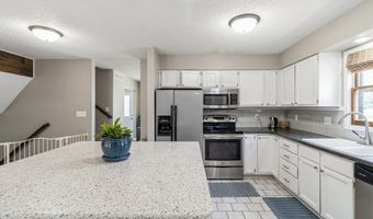 1330 Woodstock Ave, Ames, IA 50014