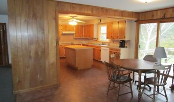 32 Sunset Ave, Wilton, ME 04294