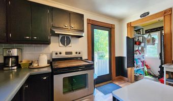 716 Woodworth Ave, Alma, MI 48801