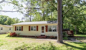 205 Lombardy St, Appomattox, VA 24522