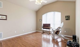 136 Riverview Dr, Anderson, MO 64831