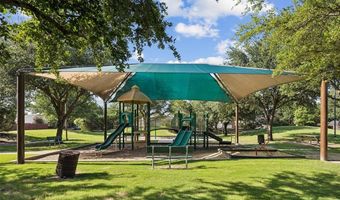 6321 Fall River Dr, The Colony, TX 75056