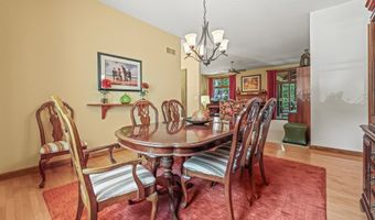 1059 Oakwood Dr, Alliance, OH 44601