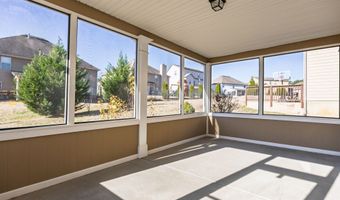 66 Lanier Rdg, Acworth, GA 30101