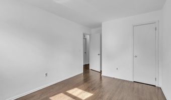 1020 Cable Ave, Beachwood, NJ 08722