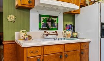 403 SWEETBRIAR Dr, Alexandria, LA 71303