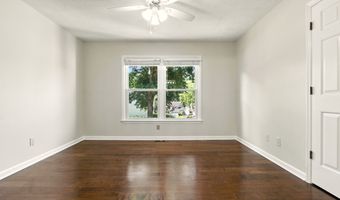 200 Pine Brg, Alpharetta, GA 30022
