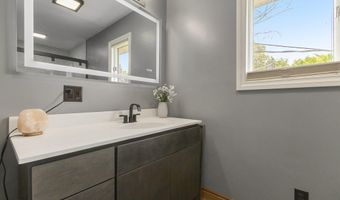 9749 48th Ave, Allendale, MI 49401