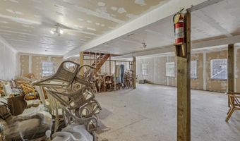 408 N MAIN St, Barnegat, NJ 08005