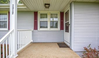 1317 Suffield St, Agawam, MA 01001