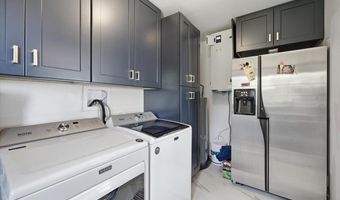 676 Columbine Dr, Casper, WY 82601
