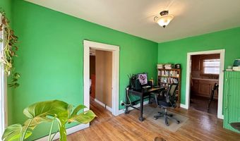 905 N 6th St, Alpine, TX 79830