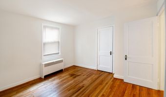 920 BOUCHER Ave 3, Annapolis, MD 21403