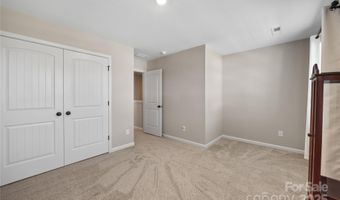 180 Moravian Ct, Advance, NC 27006