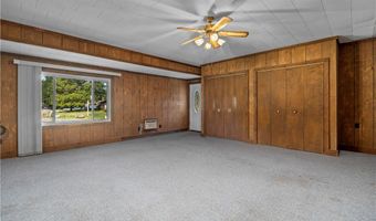 1246 Spruce Tree Ln, Amherst, OH 44001