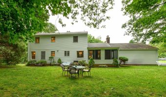620 Riverside Dr, Cheshire, CT 06410