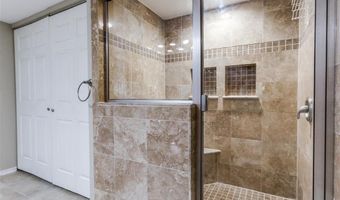 16301 Ledgemont Ln 217, Addison, TX 75001