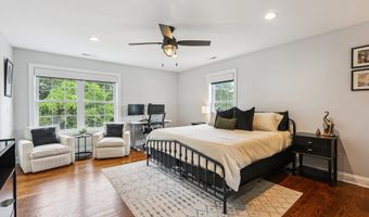 15 Wondy Way, Danbury, CT 06811