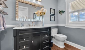 26 Jib Ct, Bayville, NJ 08721