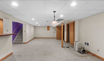 216 W SEYMOUR St, Appleton, WI 54915