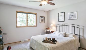 1312 NE 15th Ave, Aberdeen, SD 57401
