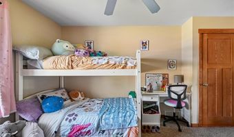 612 Deer Ridge Dr, Atkins, IA 52206