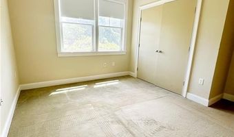 190 Clarke Rd 102, Narragansett, RI 02882