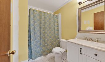 48 WINGED FOOT Dr, Reading, PA 19607