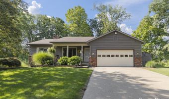 86 Carl Dr NE, Ada, MI 49301