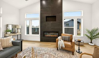 224 Alicia St, Ashland, OR 97520